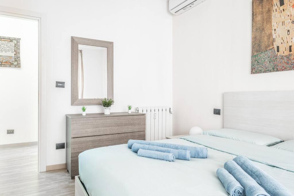 Artistic House Navigli-Duomo Netflix & Design Daire Milano Dış mekan fotoğraf