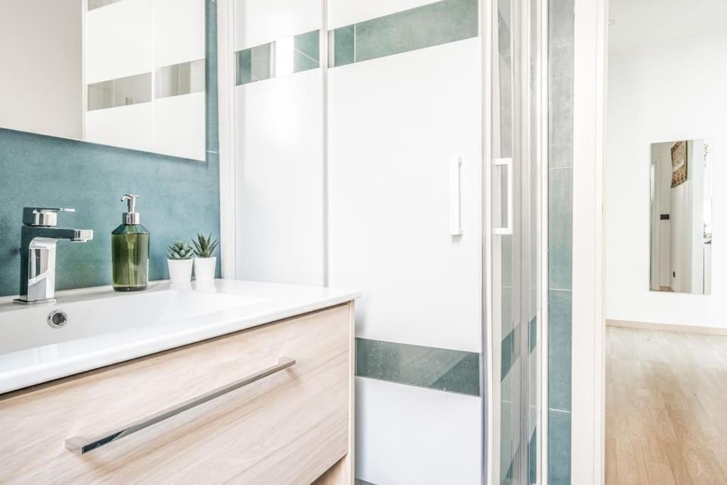 Artistic House Navigli-Duomo Netflix & Design Daire Milano Dış mekan fotoğraf